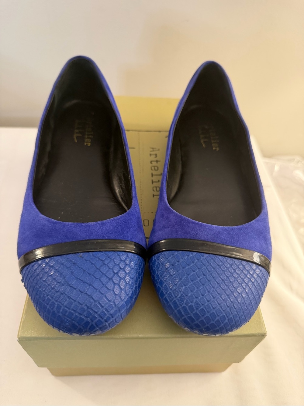 NICOLE MILLER SHOES, Sz 6.5, Blue Suede Ballet Flats w/ Black Accent, Very Good